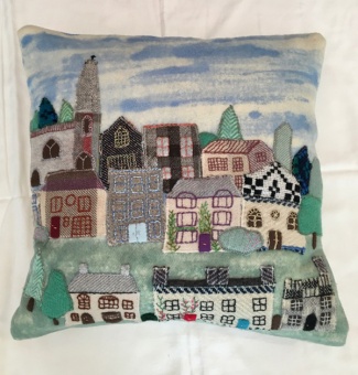 rezvillage_cushion